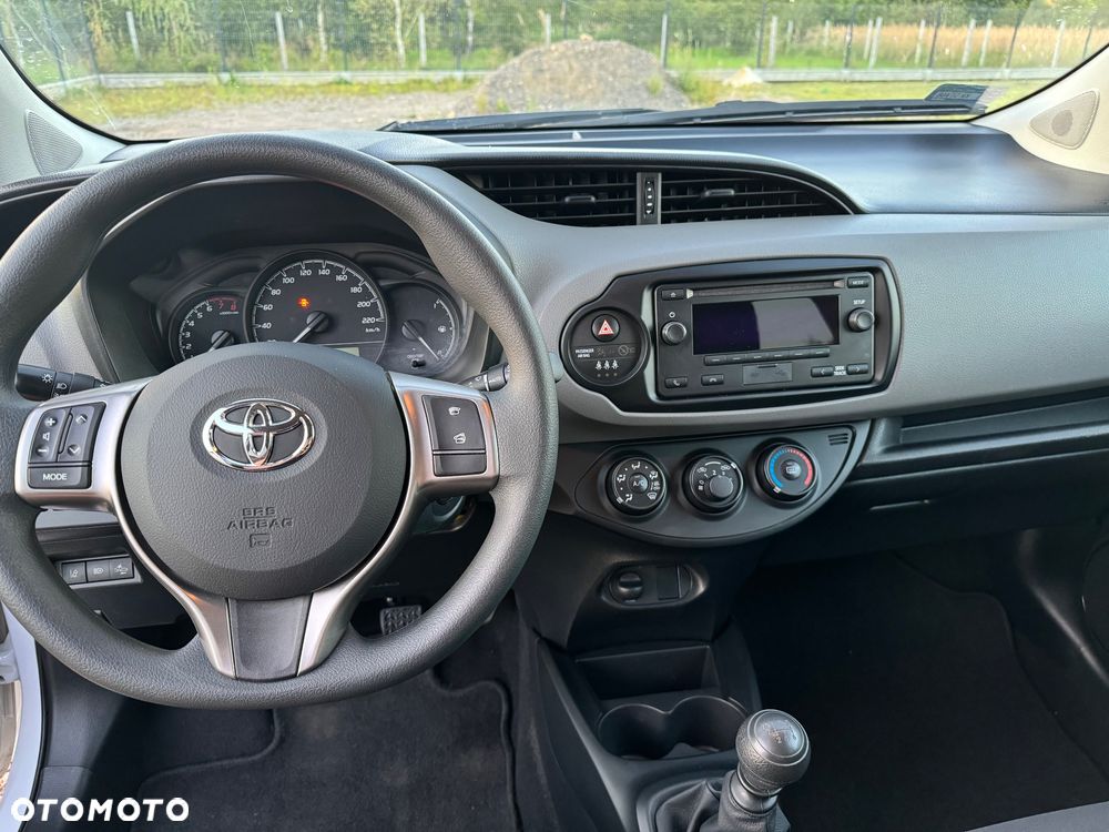 Toyota Yaris 1.5 Active - 8