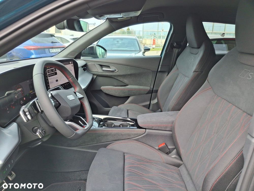 Audi Q3 Sportback - 16