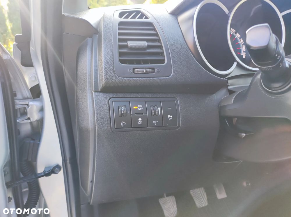Kia Venga 1.6 L - 19