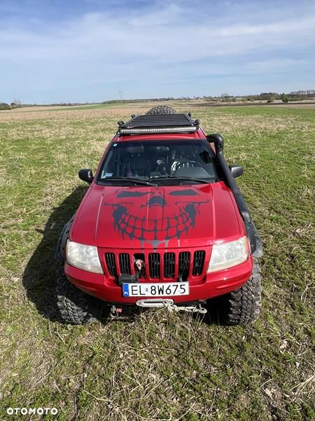 Jeep Grand Cherokee - 20