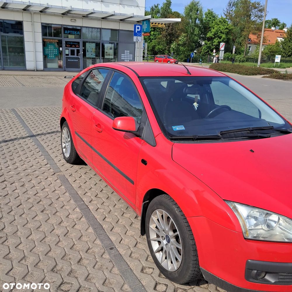 Ford Focus 1.6 16V Ambiente - 12