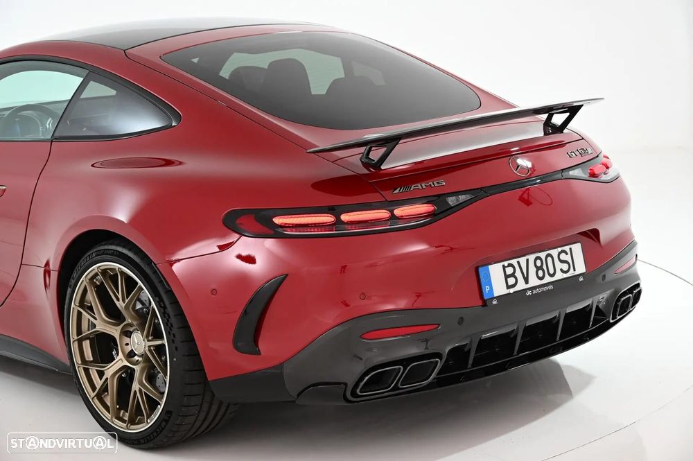 Mercedes-Benz AMG GT 63 Pro 4Matic+ - 14