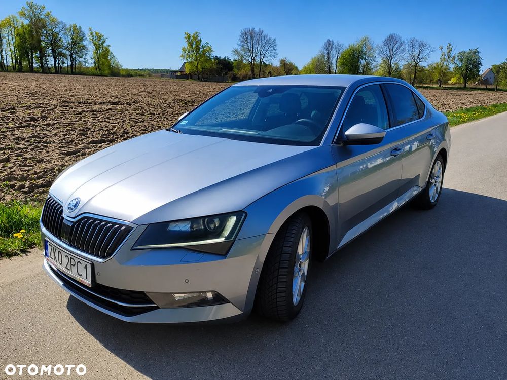Skoda Superb 1.6 TDI Active Greenline - 2