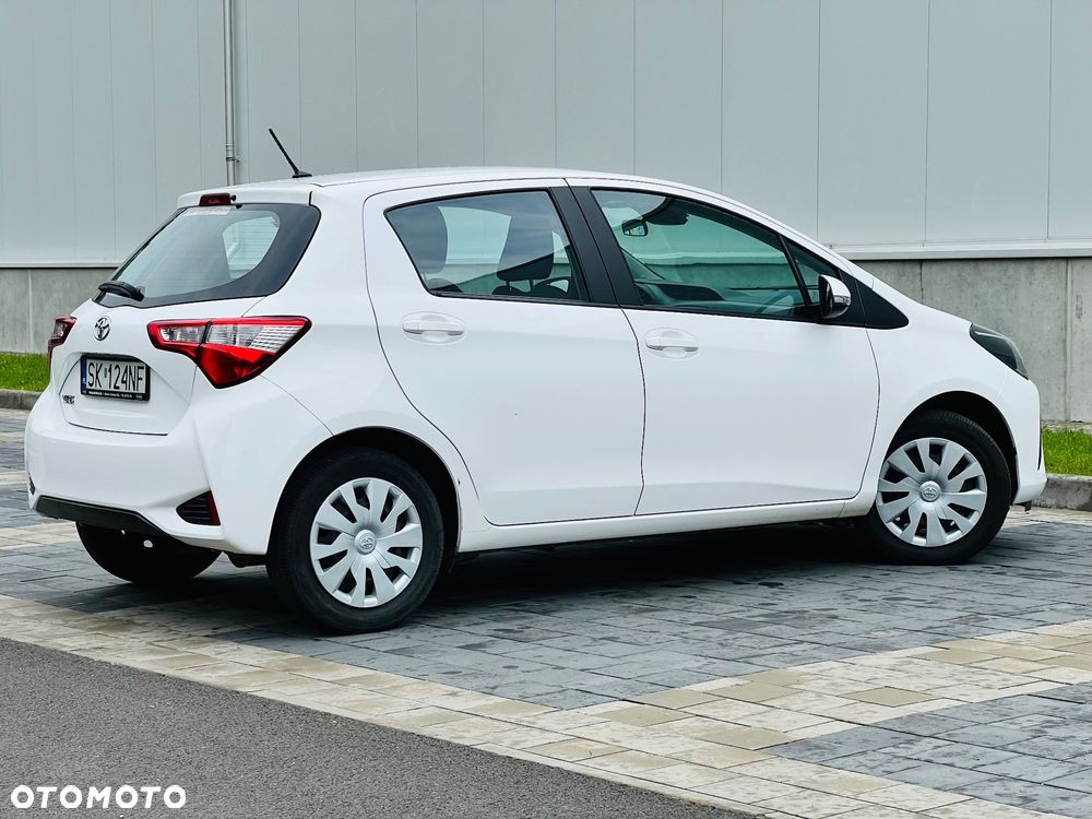 Toyota Yaris 1.0 Active EU6 - 19