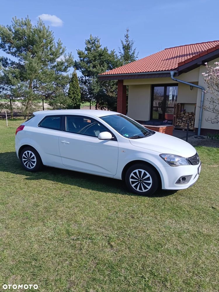 Kia Ceed 1.4 Comfort + - 3