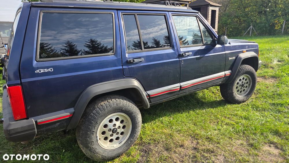 Jeep Cherokee