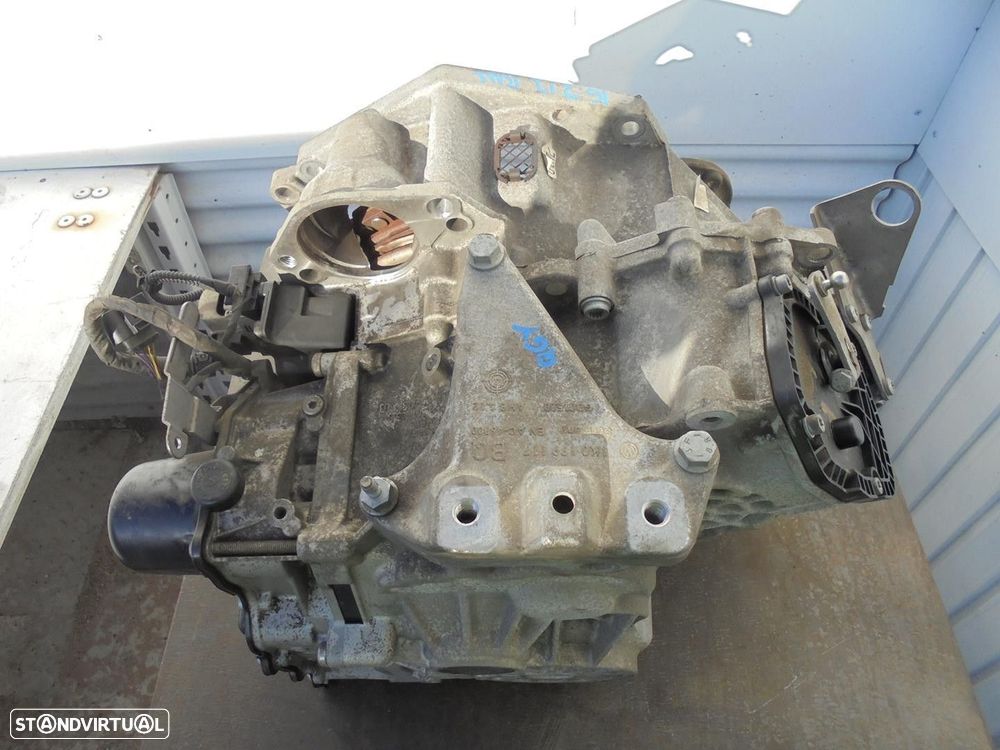 CAIXA VELOCIDADES VOLKSWAGEN TOURAN 2015 - - 4