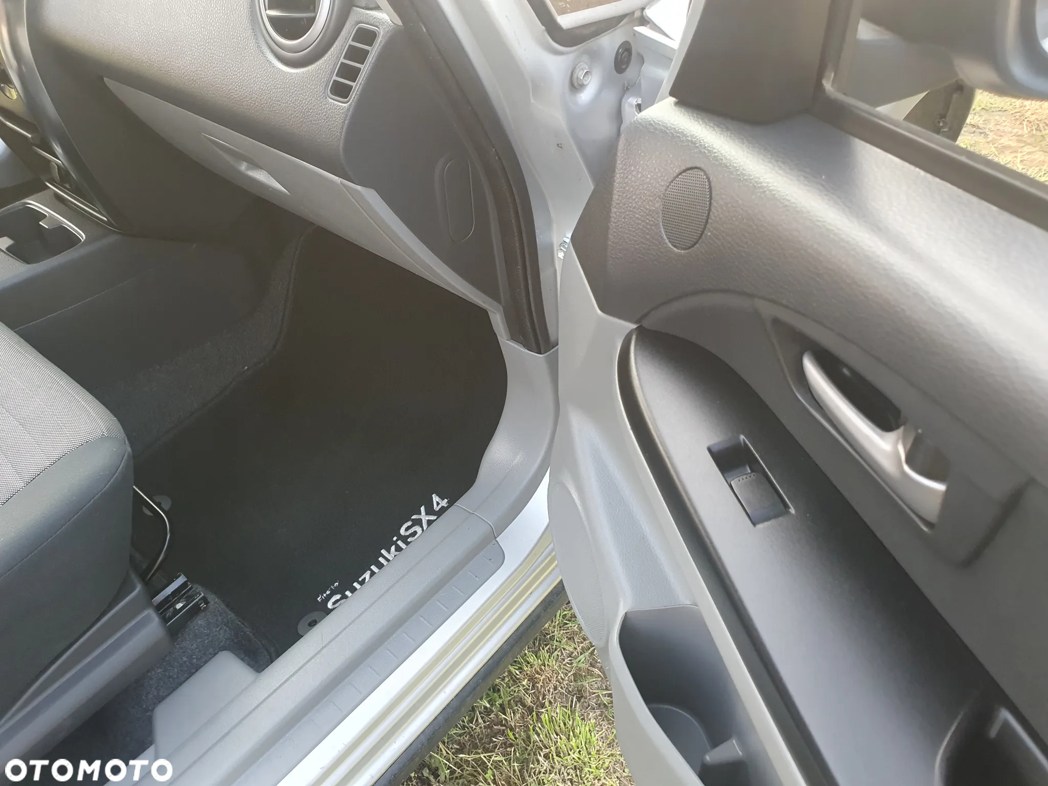 Suzuki SX4 1.5 - 25