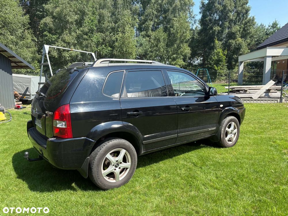 Hyundai Tucson 2.0 Comfort 2WD - 3