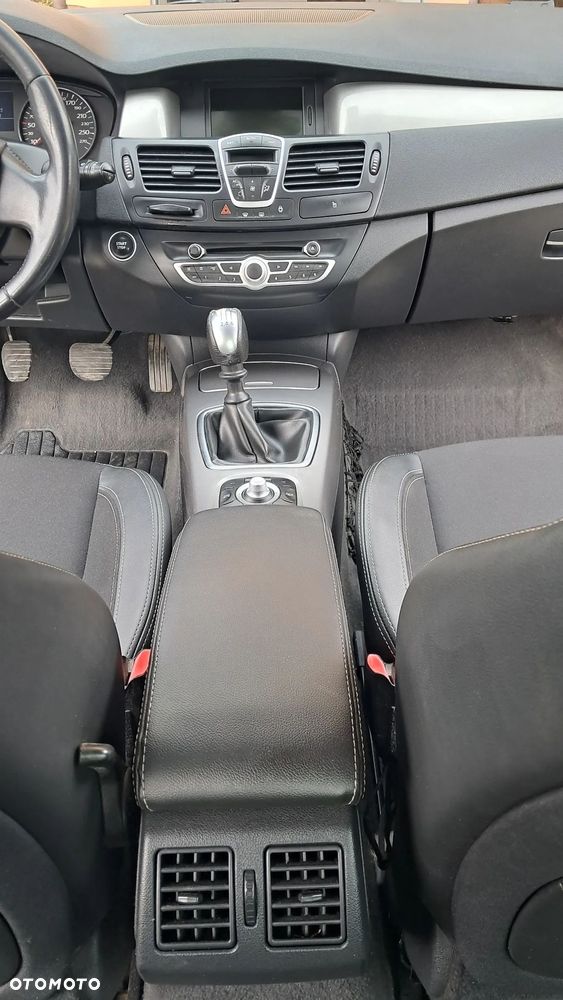 Renault Laguna - 11