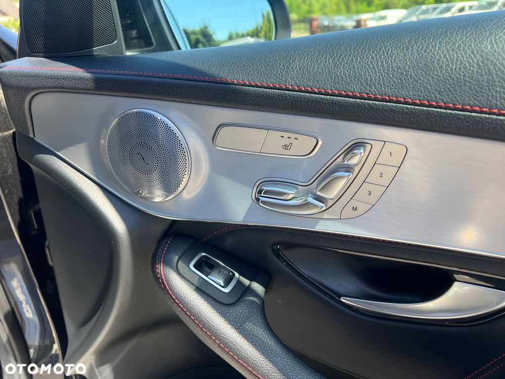 Mercedes-Benz GLC - 33