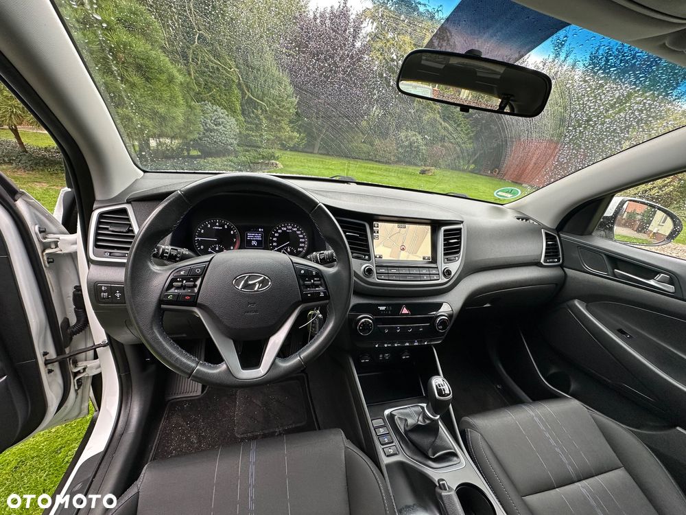 Hyundai Tucson 1.6 GDI BlueDrive Comfort 2WD - 11