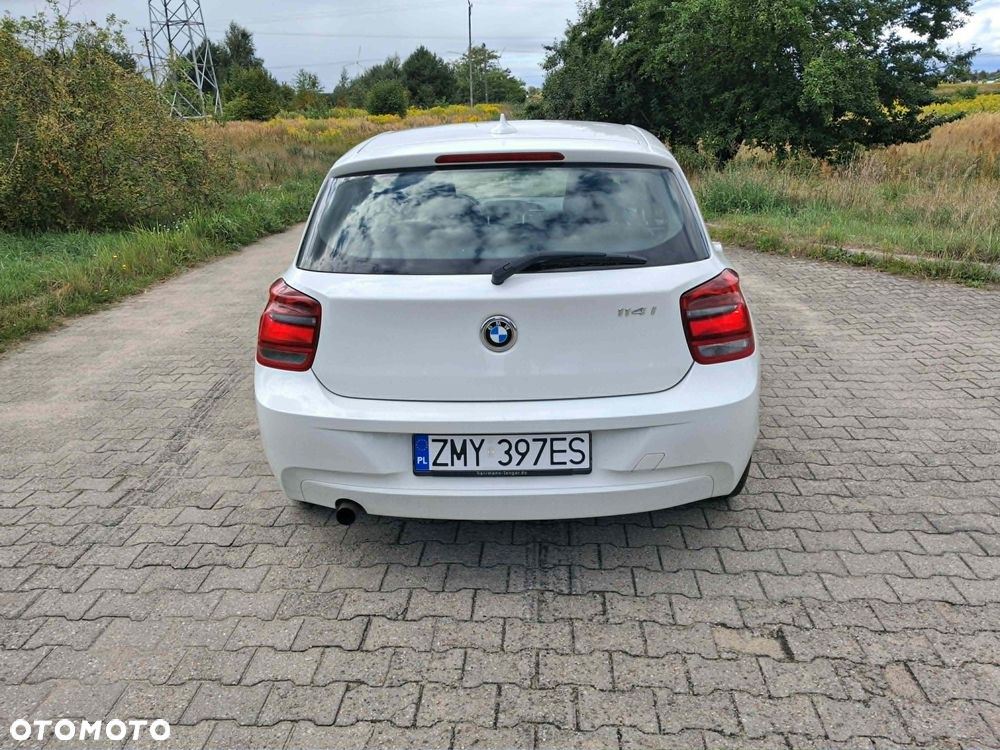 BMW Seria 1 114i - 4