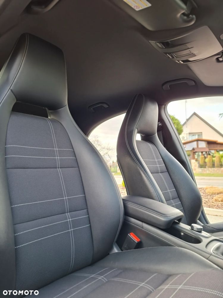 Mercedes-Benz Klasa A 180 - 22