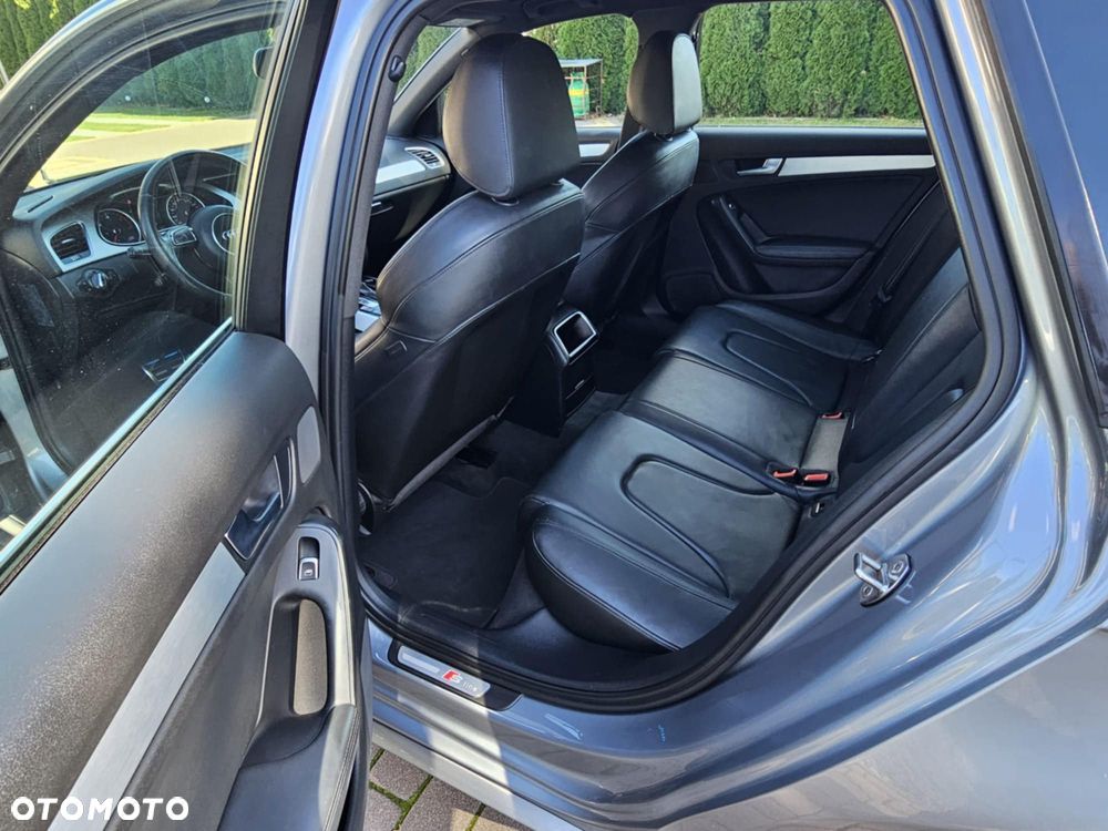 Audi A4 Avant 2.0 TDI DPF multitronic S line Sportpaket - 14