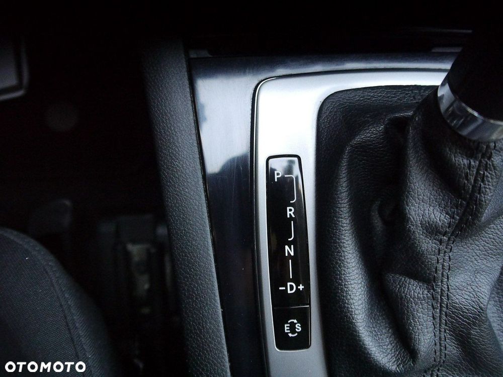 Mercedes-Benz GLK 220 CDI 4Matic (BlueEFFICIENCY) 7G-TRONIC - 34