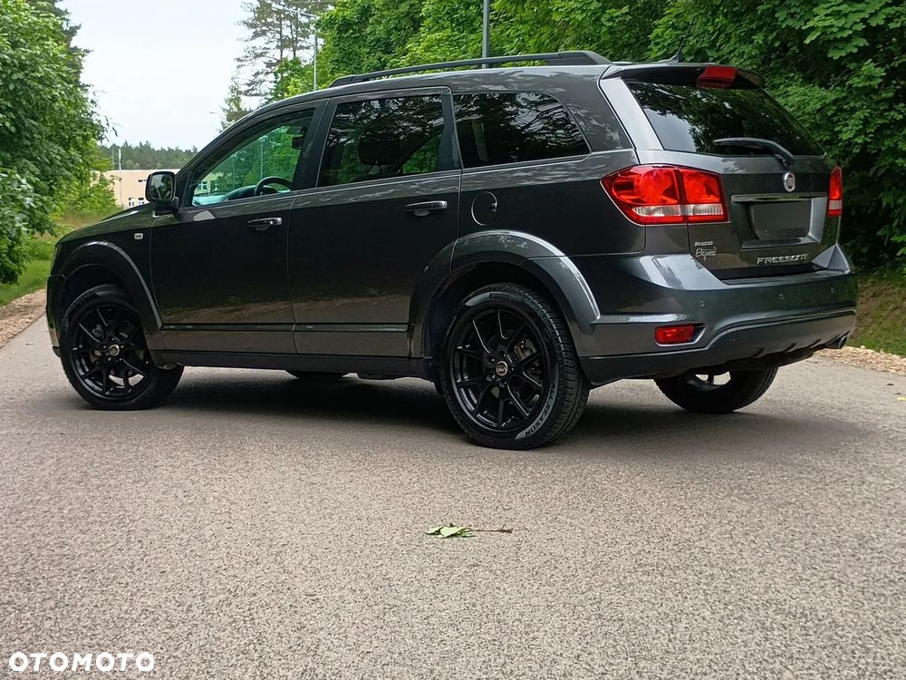 Fiat Freemont 2.0 Multijet Black Code AWD - 13