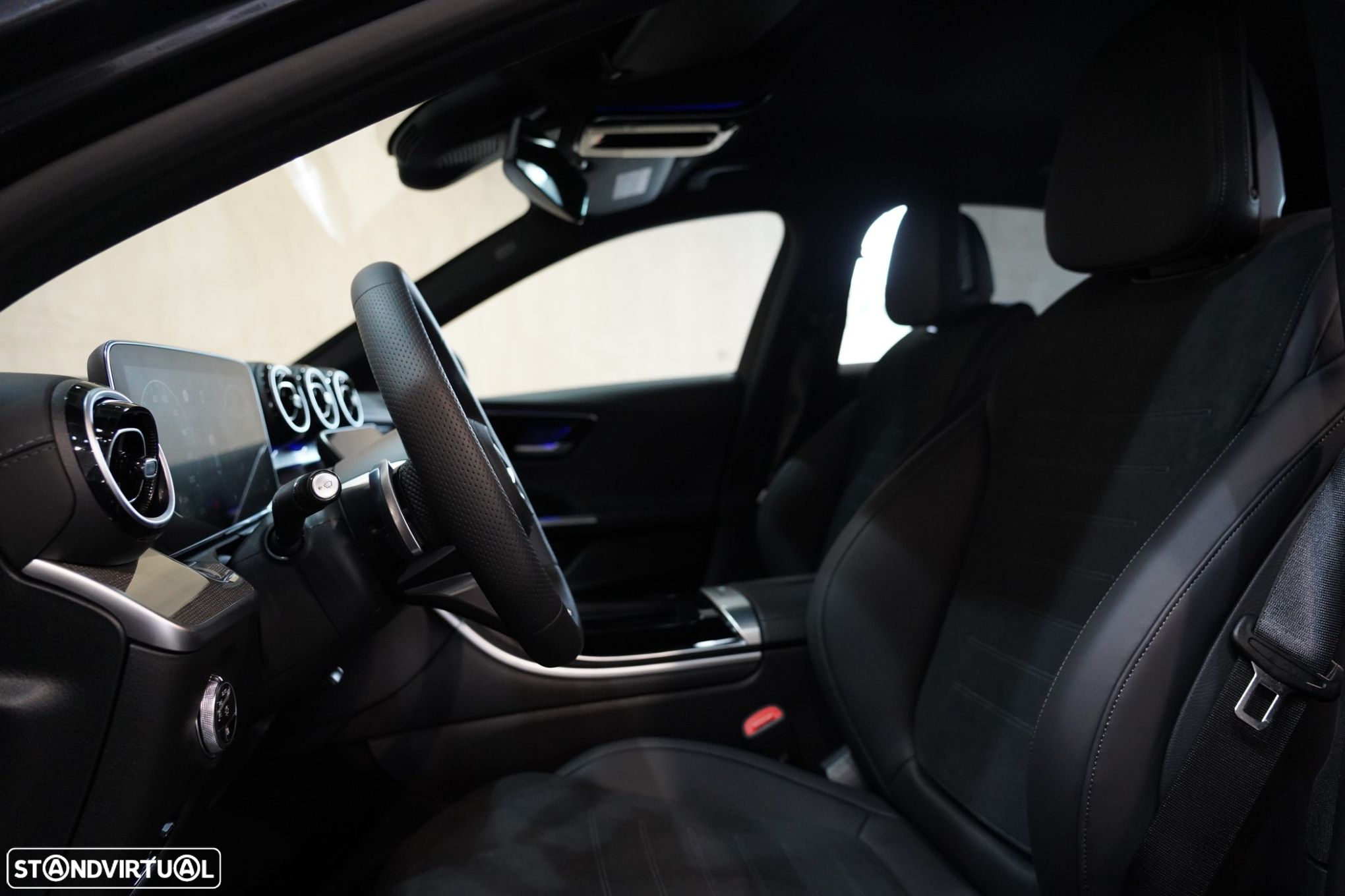 Mercedes-Benz C 300 d AMG Line - 23