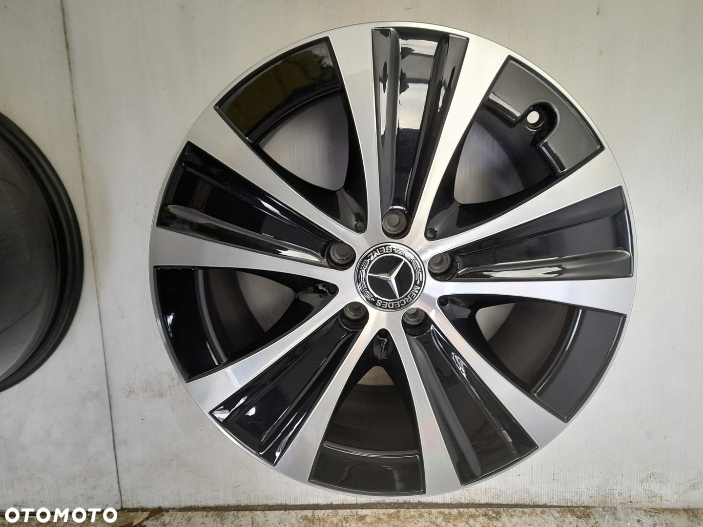 Felgi aluminiowe Mercedes OE A2134013700 8.0"/9.0" x 18" 5x112 ET43/52 - 5
