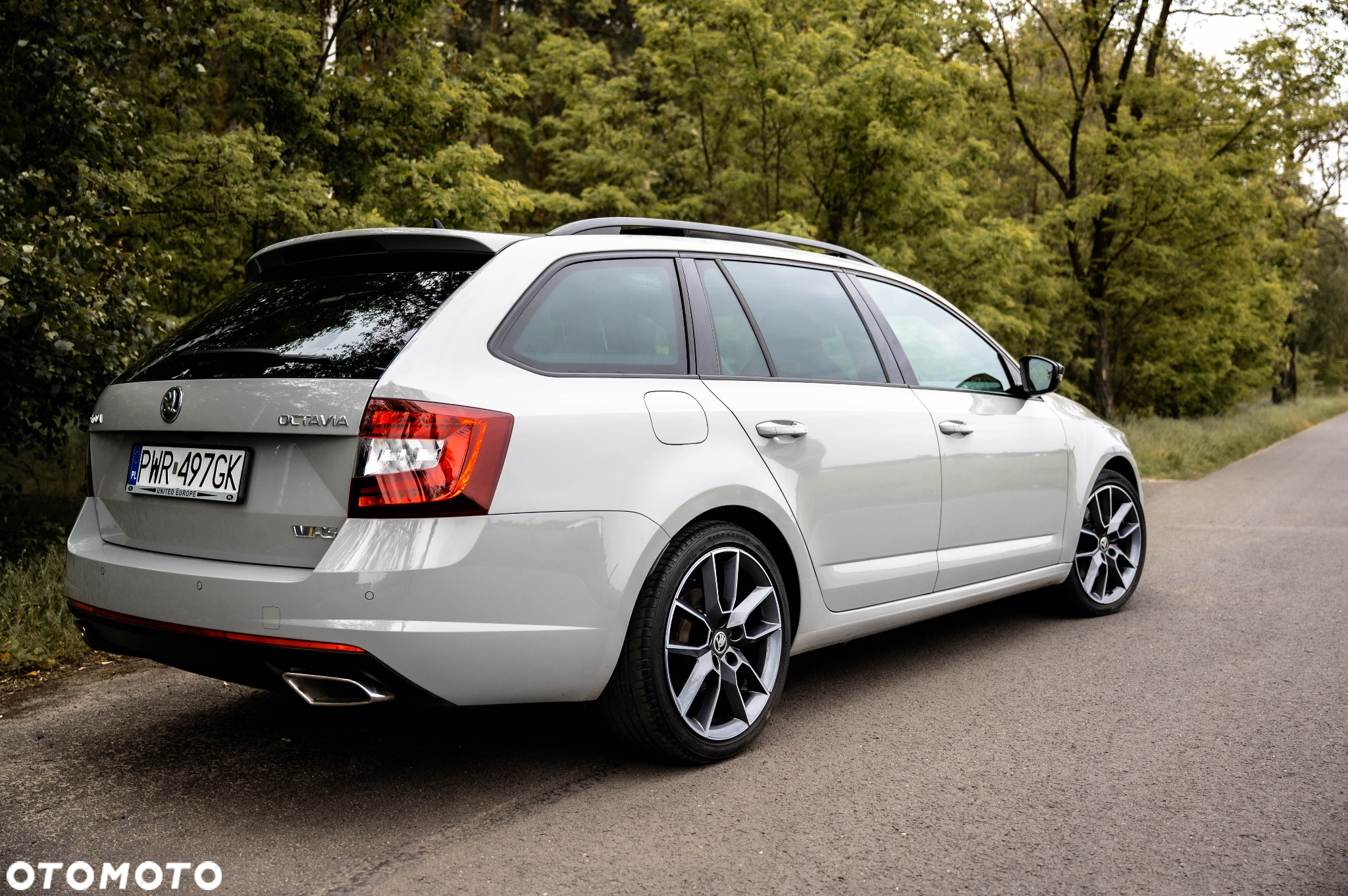 Skoda Octavia 2.0 TDI DSG RS - 12
