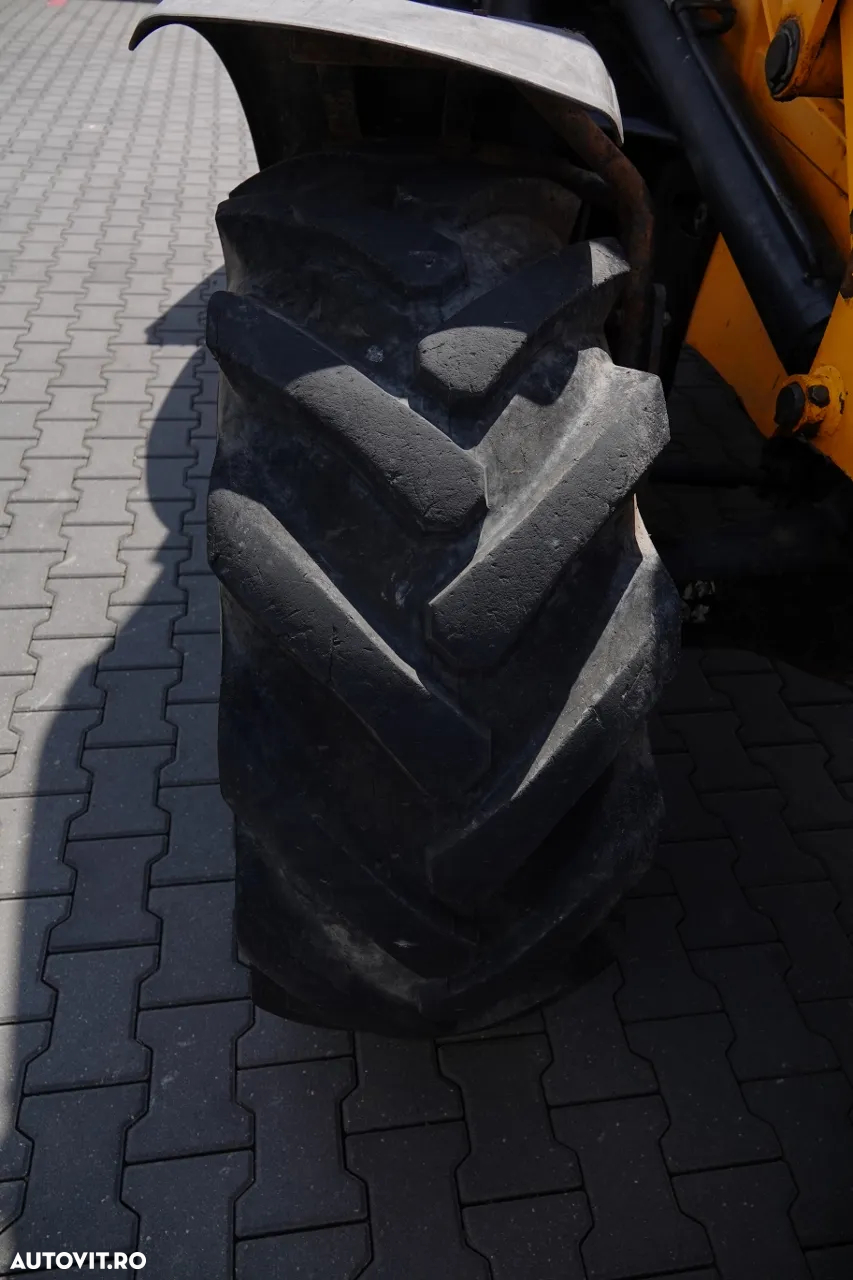 JCB 3CXCAEC / EXCAVATOR / MANETĂ DE SERVICIU / 2011 - 27