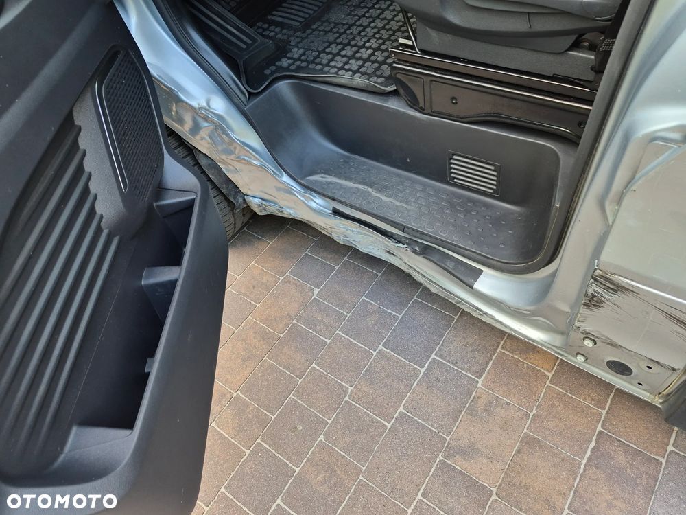 Renault Trafic 2.0 dCi Escapade - 24