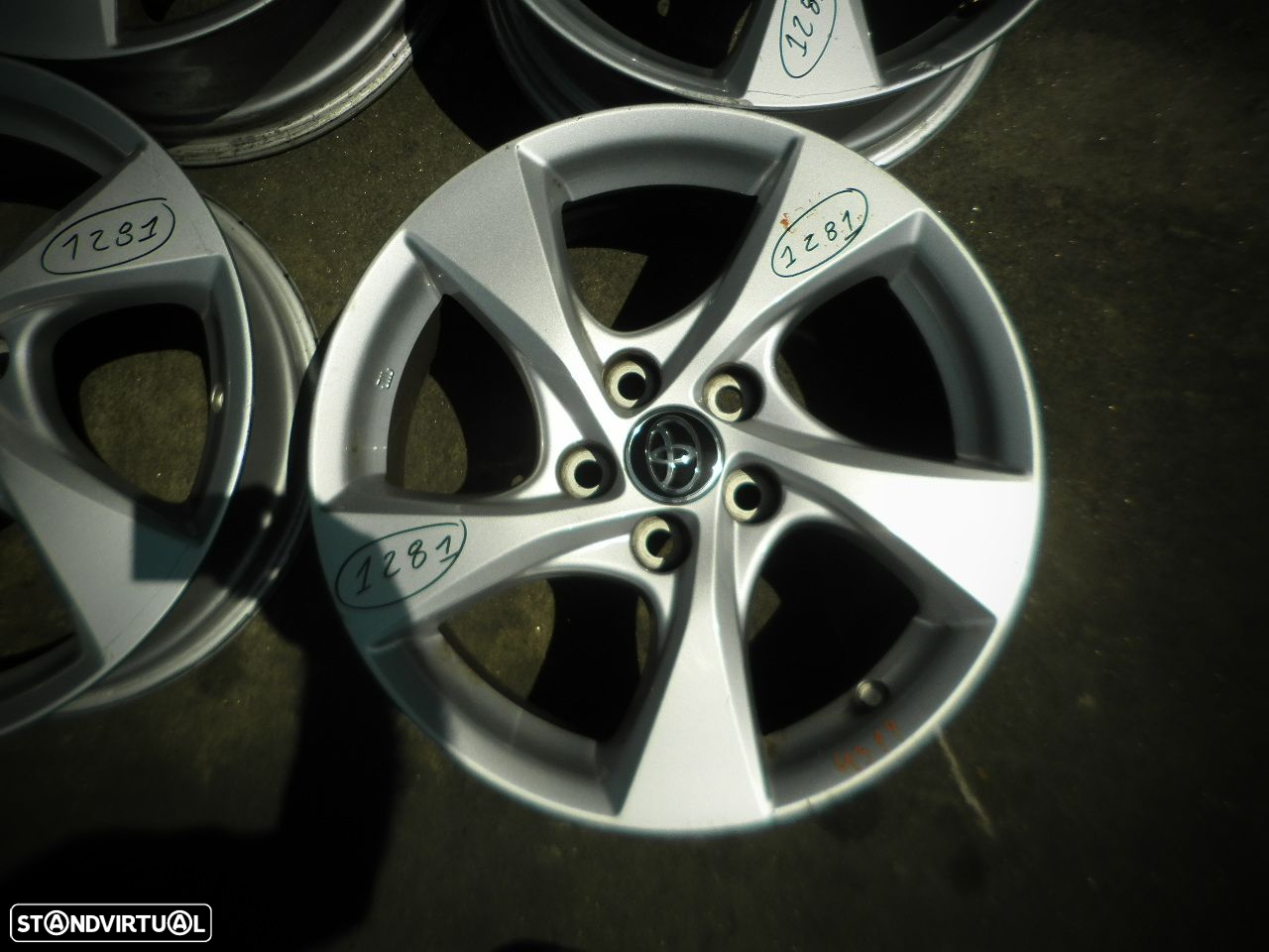 Jogo De Jantes Jgjant1281 TOYOTA CHR 2017 1.8 HYBRID 122CV 5P CINZENTO ET45 6X17 5X114.5 60MM - 2