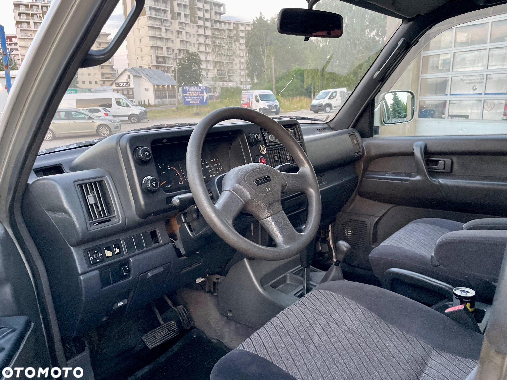 Opel Monterey - 9