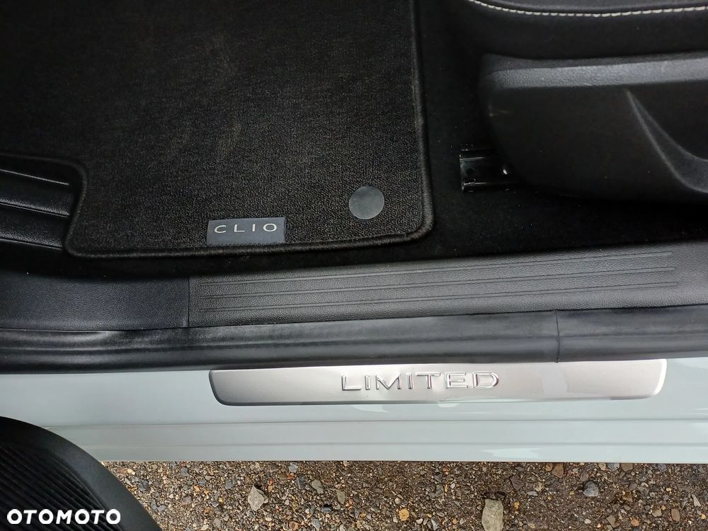 Renault Clio 1.6 E-TECH Equilibre - 14