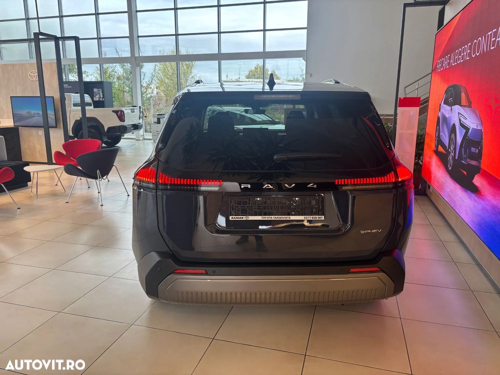 Toyota RAV4 - 8
