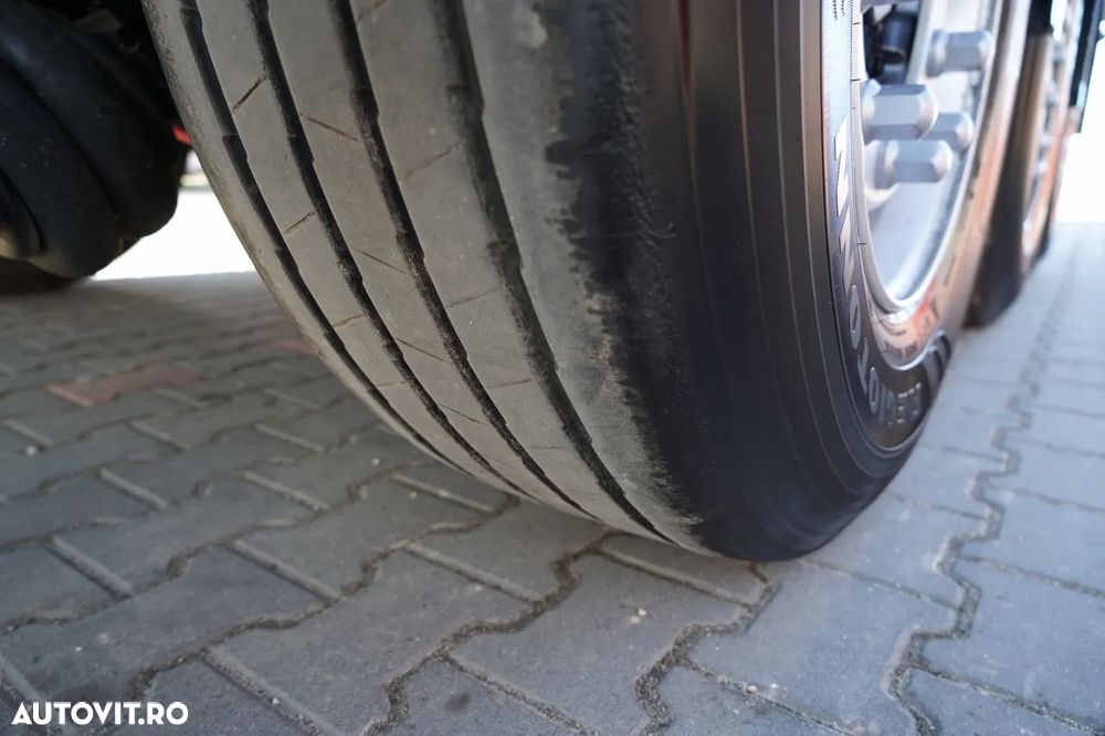 Inter Cars BASCULATOR 62 M3 / ALUMINIU / AXĂ RIDICATĂ / - 17