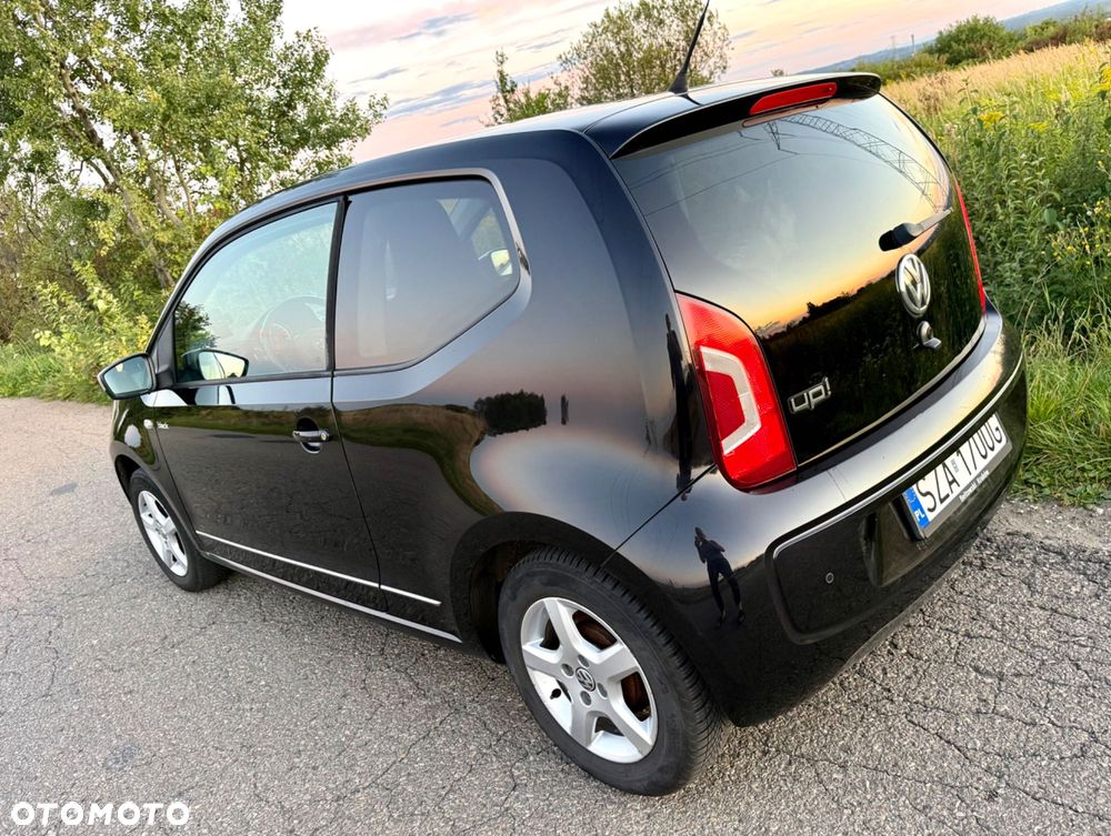 Volkswagen up! - 3