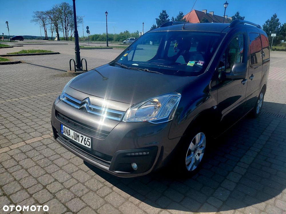 Citroën Berlingo Multispace VTi 95 SELECTION - 24
