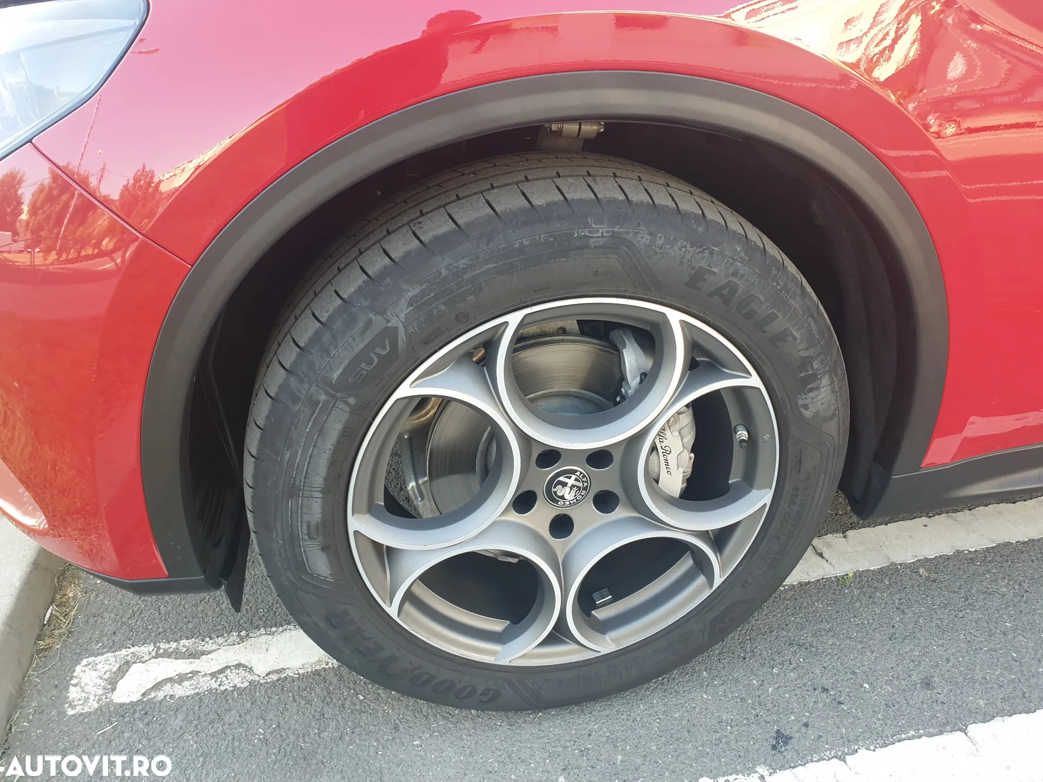 Alfa Romeo Stelvio 2.0 Turbo 16V AT8-Q4 Sprint - 7