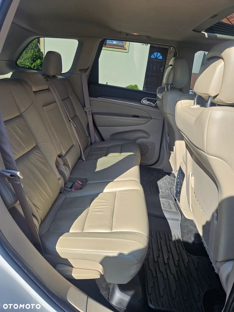 Jeep Grand Cherokee - 10