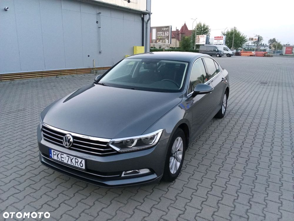 Volkswagen Passat 1.6 TDI (BlueMotion Technology) Comfortline - 2
