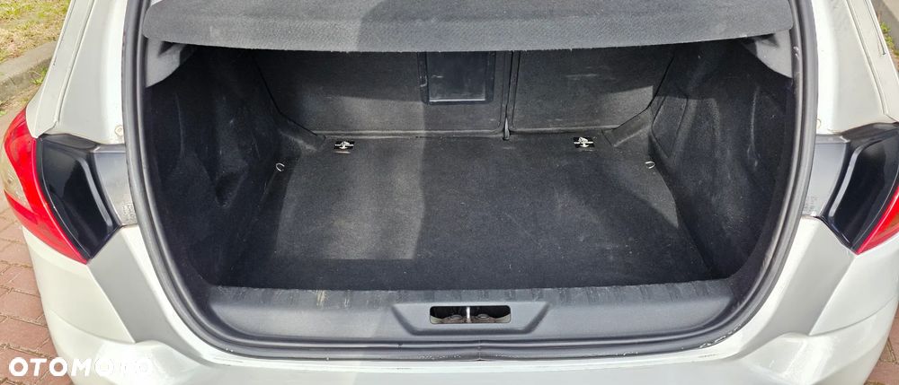 Peugeot 308 1.2 PureTech Style S&S - 18