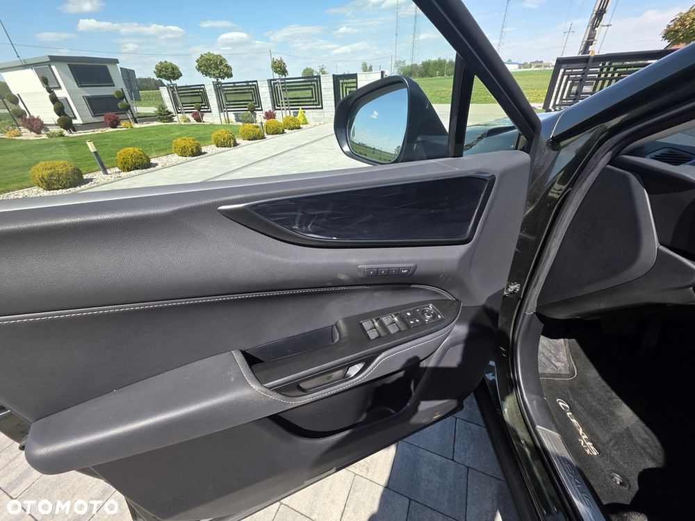 Lexus NX 350h Prestige AWD - 18