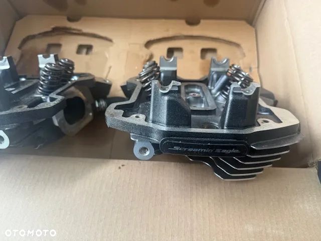 Głowice Cylindry wałek rozrządu Pompa oleju przepusnica Zestaw góry silnika 121'' - 3