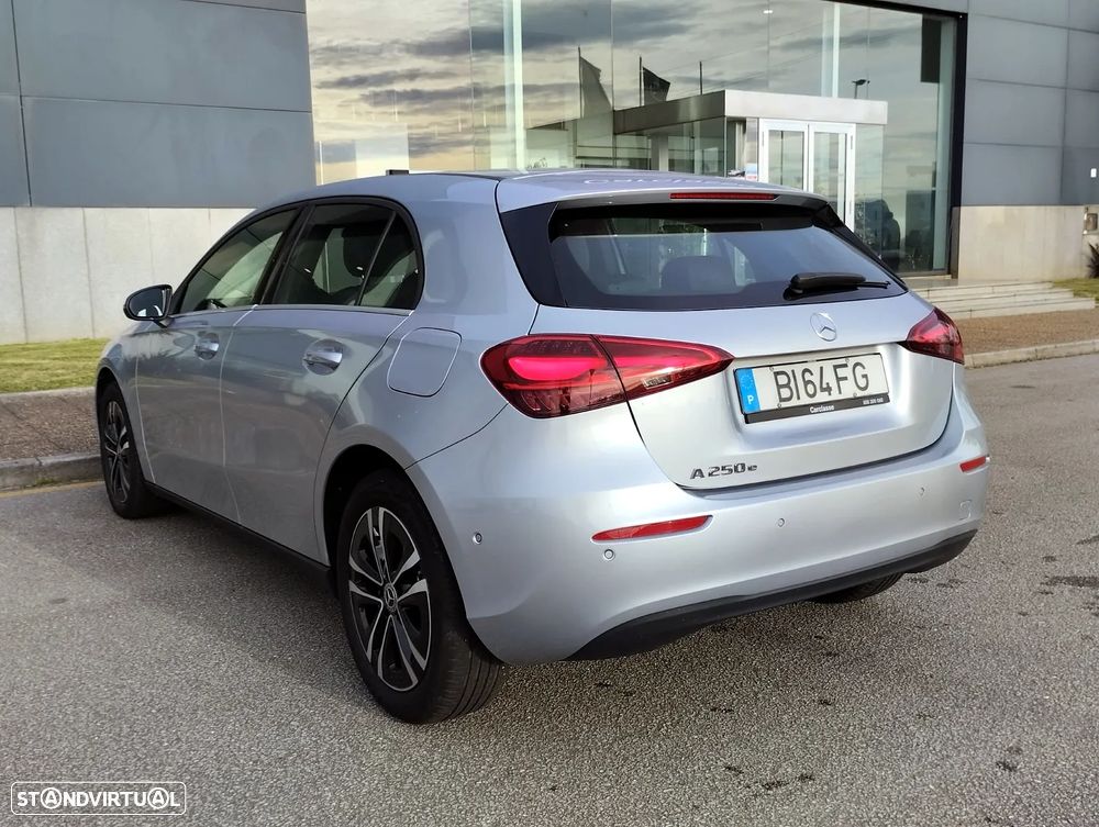 Mercedes-Benz A 250 e 8G-DCT - 7
