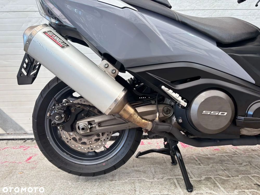 Kymco AK 550 - 21