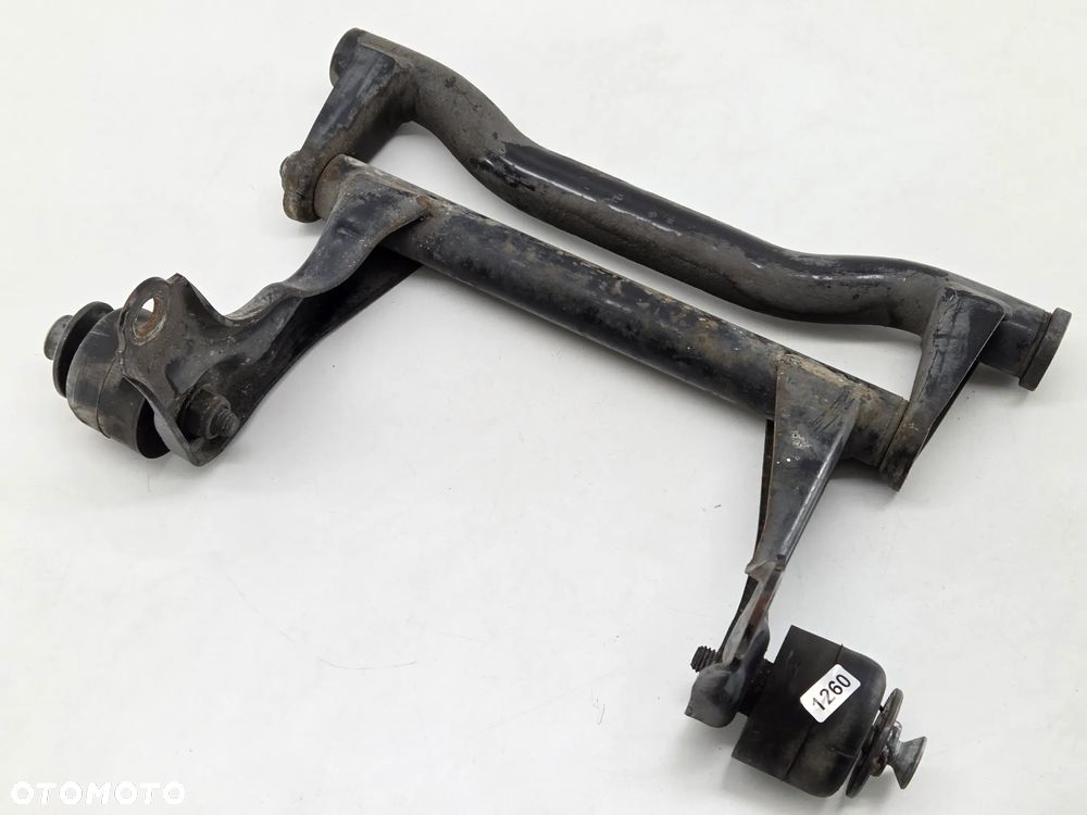 BMW C1 WAHACZ MOCOWANIE SILNIKA - 1