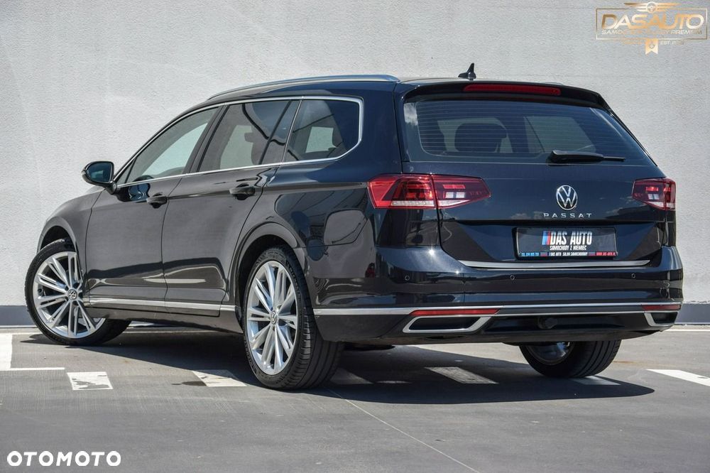 Volkswagen Passat - 14