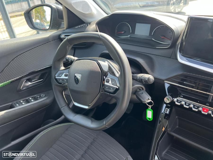 Peugeot 208 1.2 PureTech Active - 10