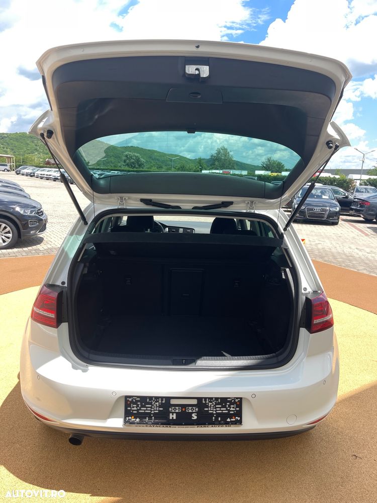 Volkswagen Golf 1.2 TSI BlueMotion Technology Lounge - 26
