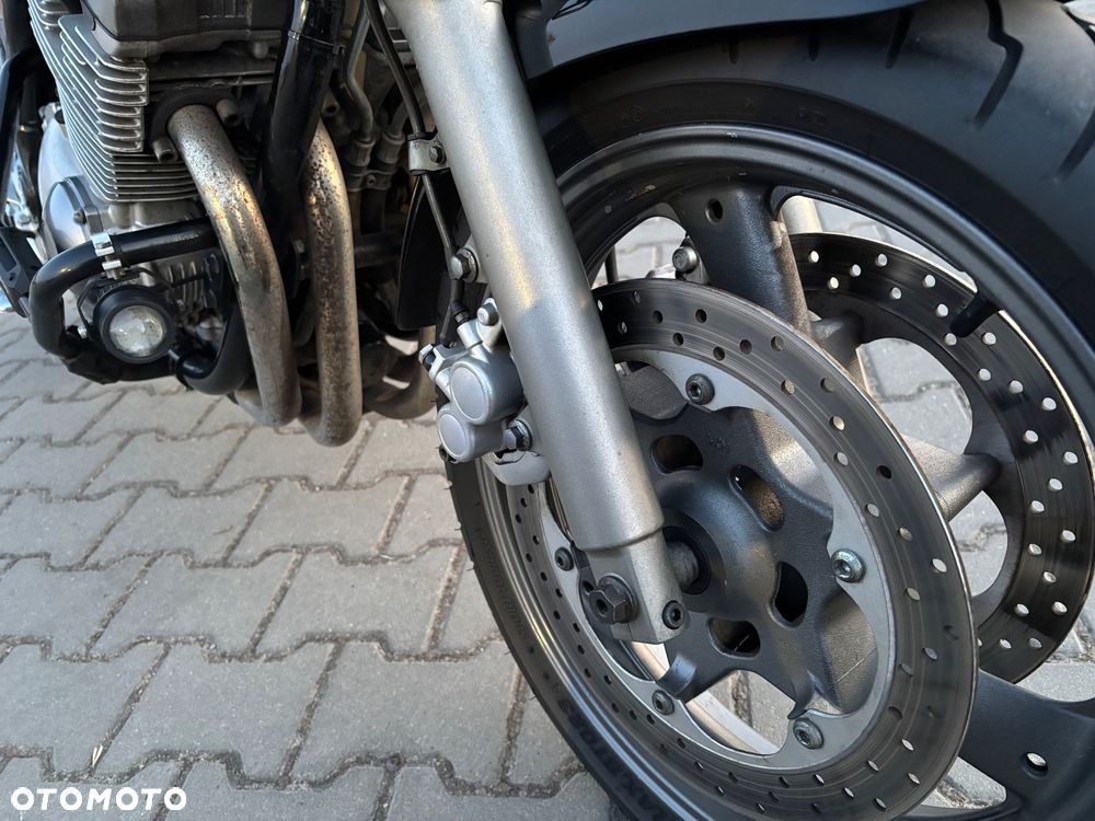 Yamaha XJ - 16