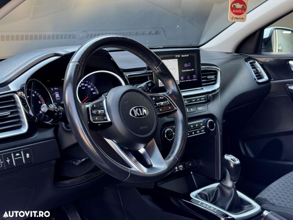 Kia Ceed - 6
