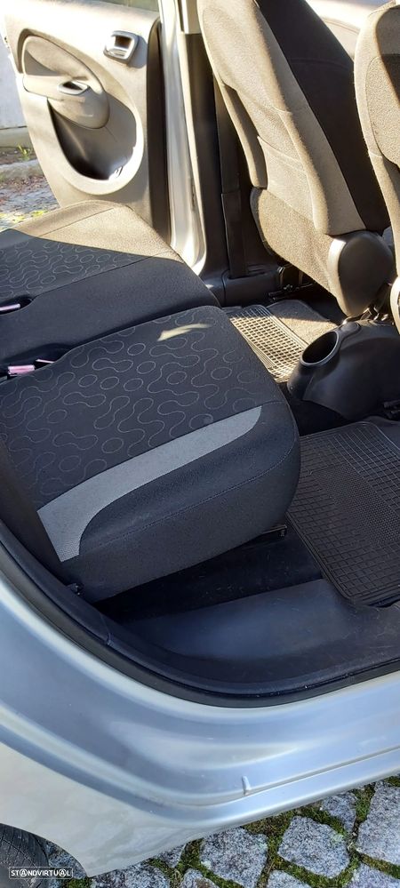 Citroën C3 Picasso 1.6 HDi Confort Airdream - 20