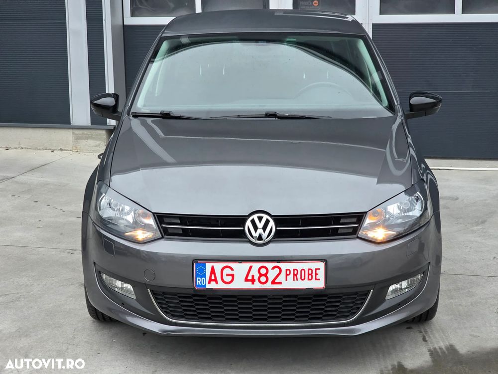 Volkswagen Polo - 2