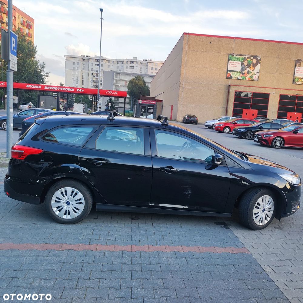 Ford Focus 1.6 Trend - 5